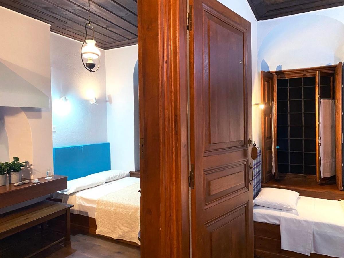 Hotel Alatinos à Pinakátai Extérieur photo