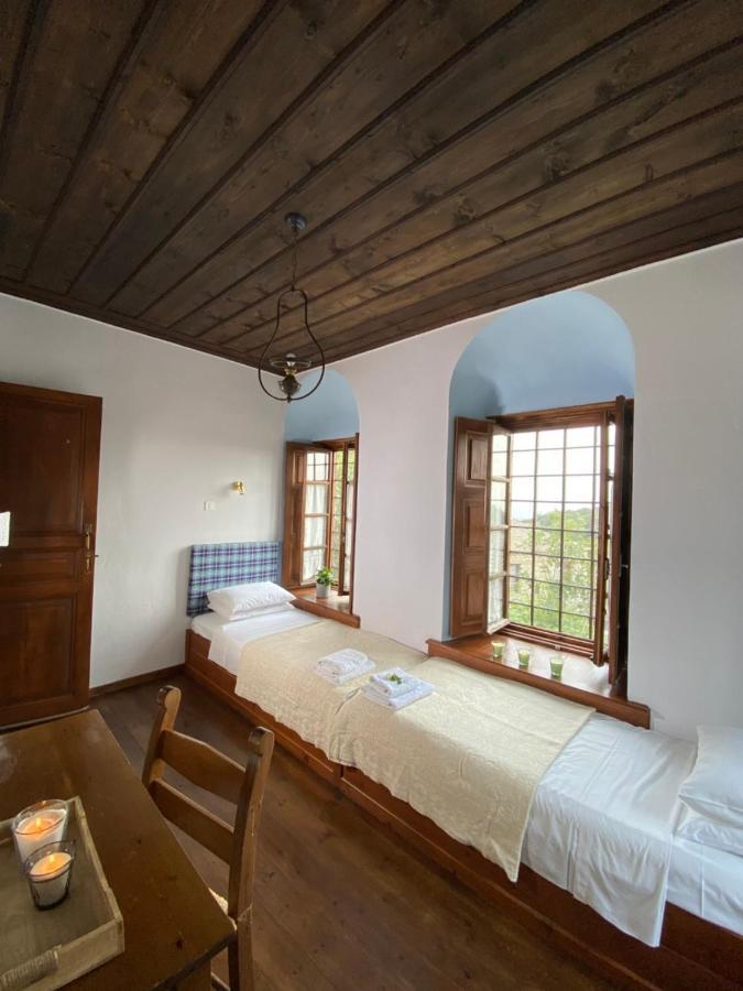 Hotel Alatinos à Pinakátai Extérieur photo