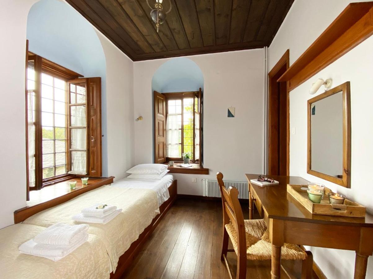 Hotel Alatinos à Pinakátai Extérieur photo